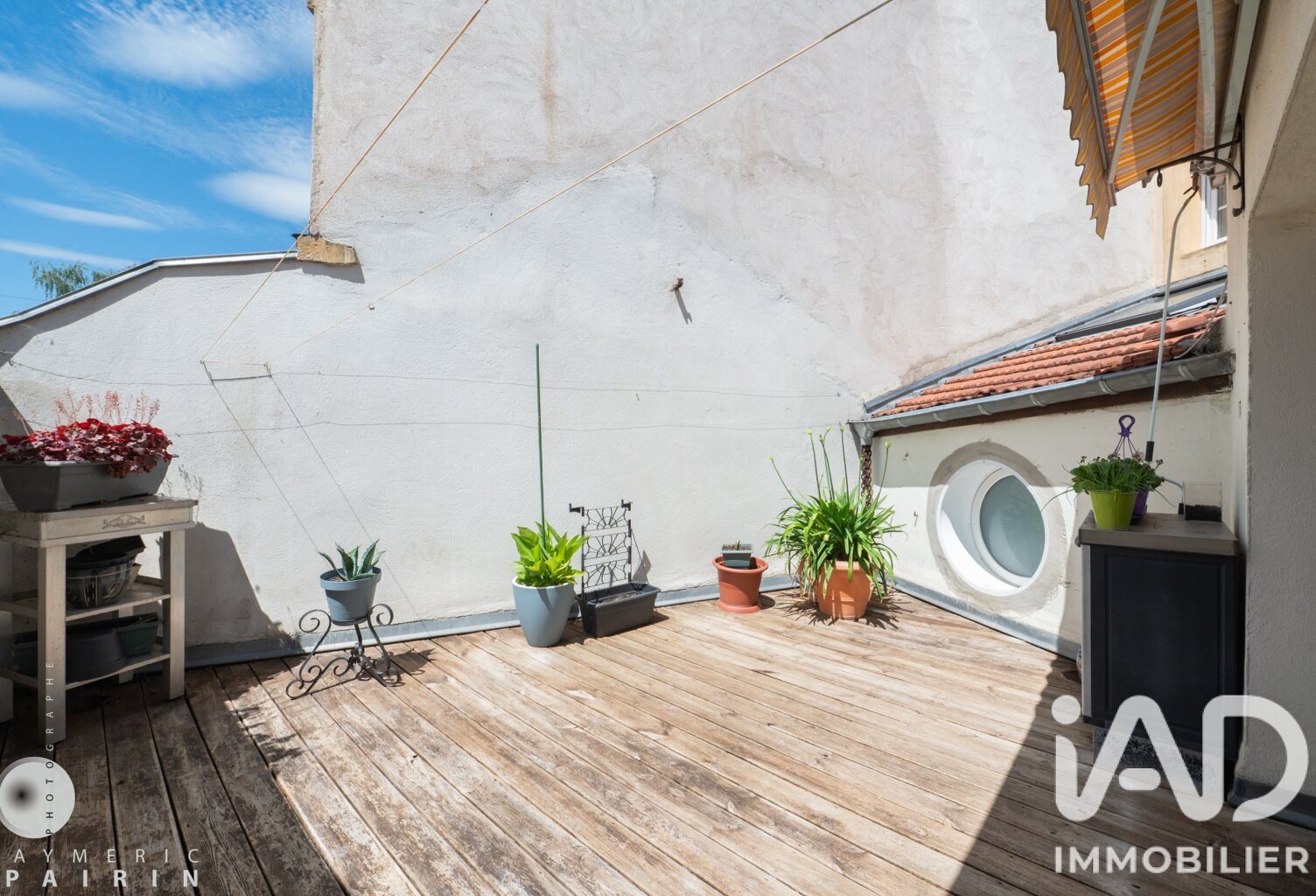 Vente Immeuble 379 m&sup2; — photo 1