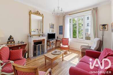 Maison 8 pièces 749000 €