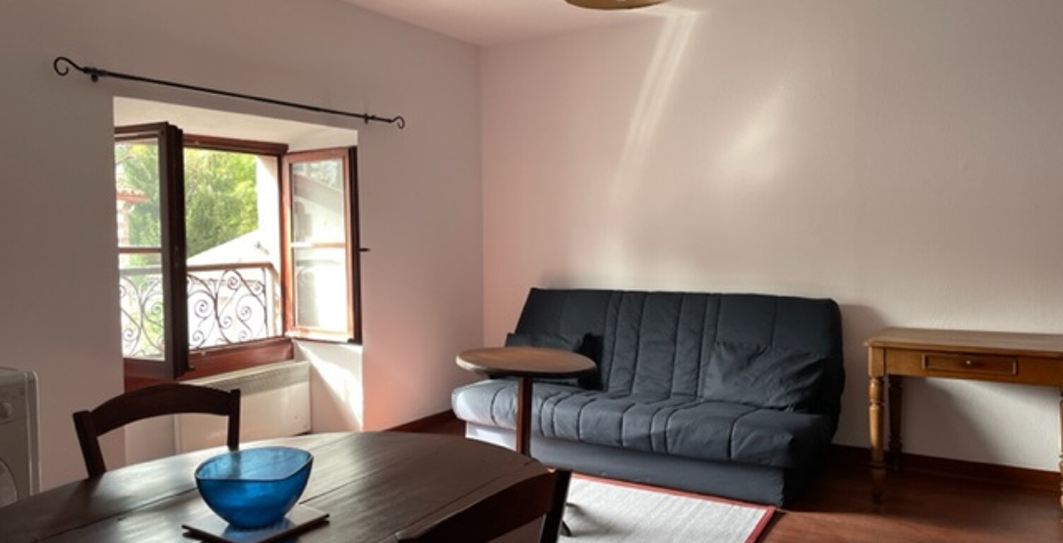 Appartement 45 m2 meublé au 2nd étage — photo 1