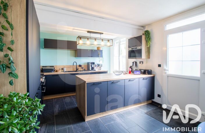 Vente Maison/villa 7 pièces — photo 2