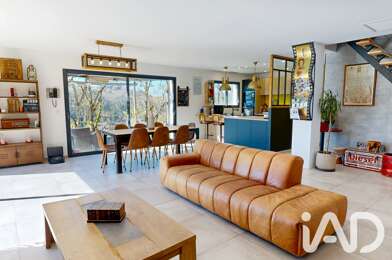 Maison 8 pièces 369500 €