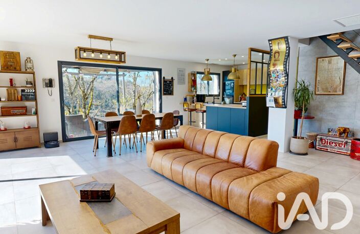 Vente Maison/villa 8 pièces — photo 4