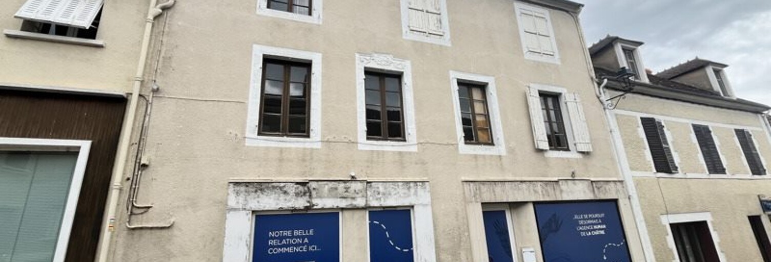 Immeuble   m² à vendre à Châteaumeillant (18370)