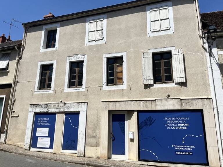 Immeuble   — photo 1
