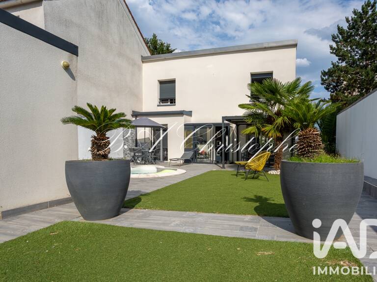 Vente Maison/villa 7 pièces — photo 1