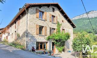 Maison 9 Pièces 179 m² à vendre à Rencurel (38680)