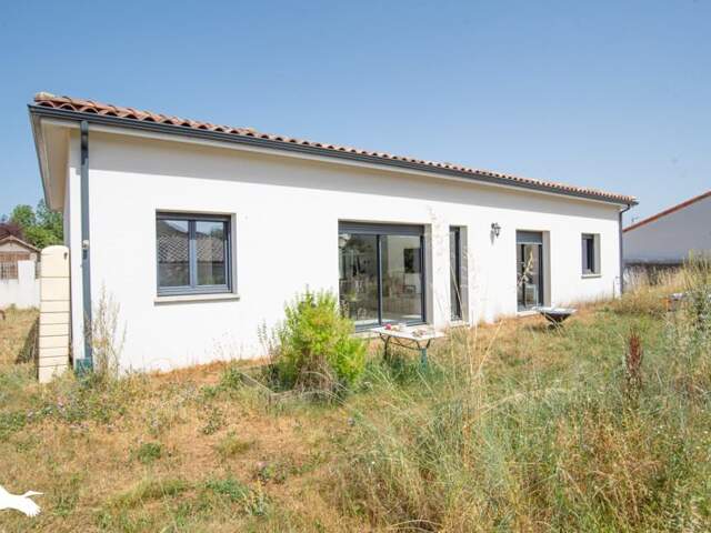 Villa de 4 pièces principales — photo du bien