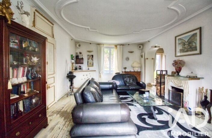Vente Maison/villa 10 pièces — photo 2