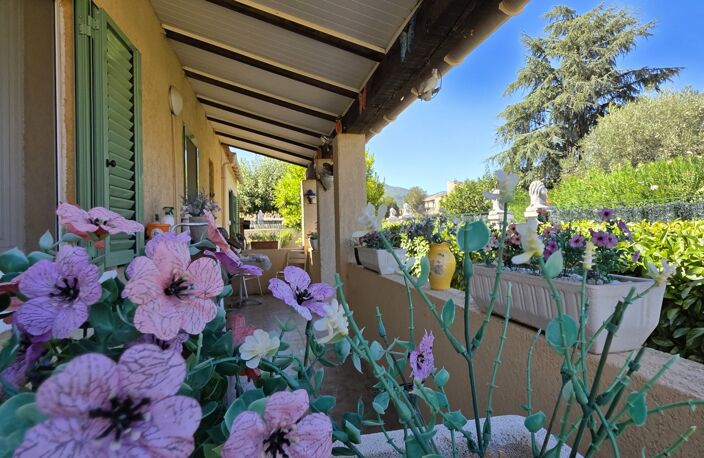 Vente Maison/villa 4 pièces — photo 2