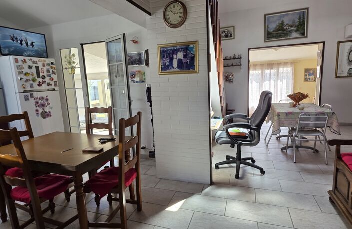 Vente Maison/villa 4 pièces — photo 4
