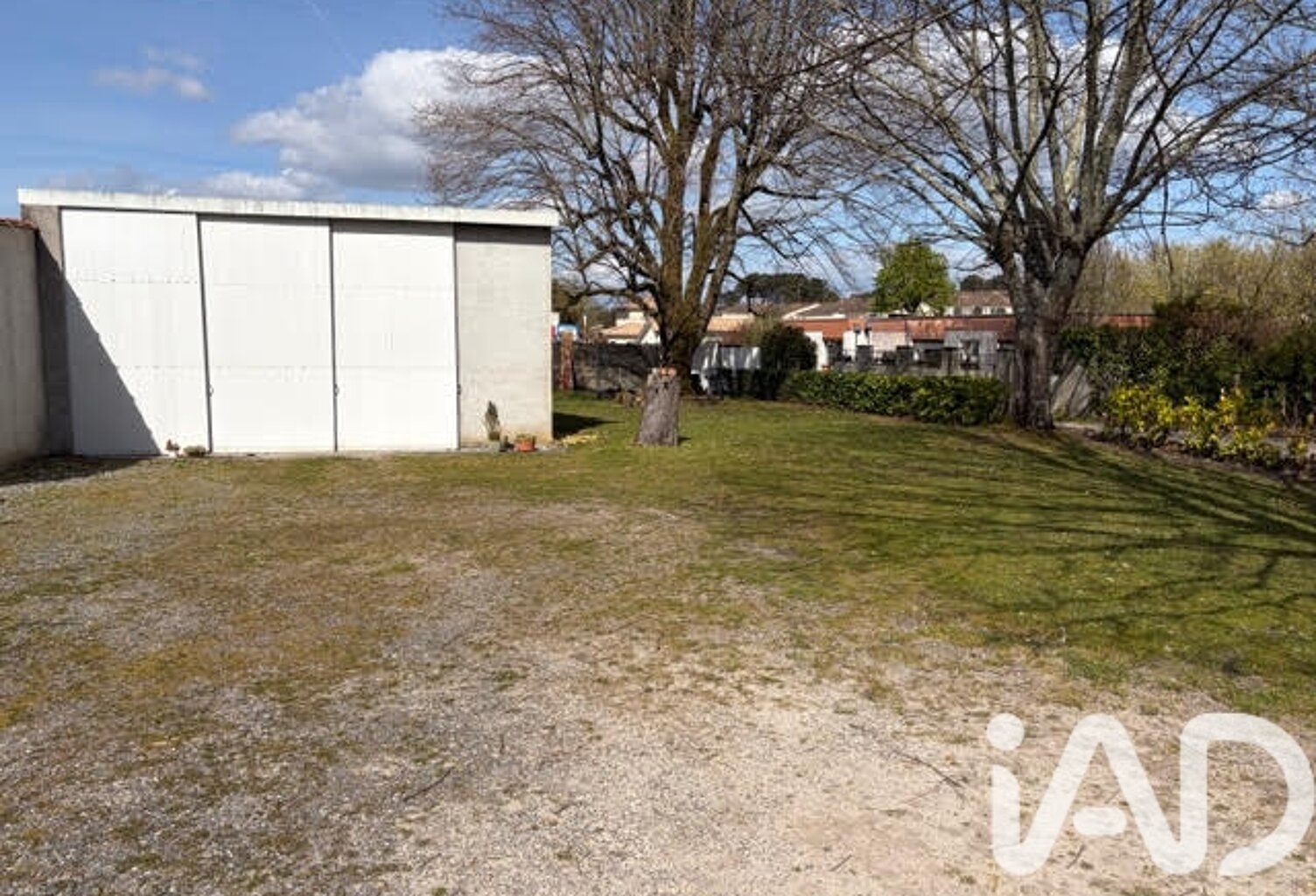 Vente Terrain 877 m&sup2; — photo 1