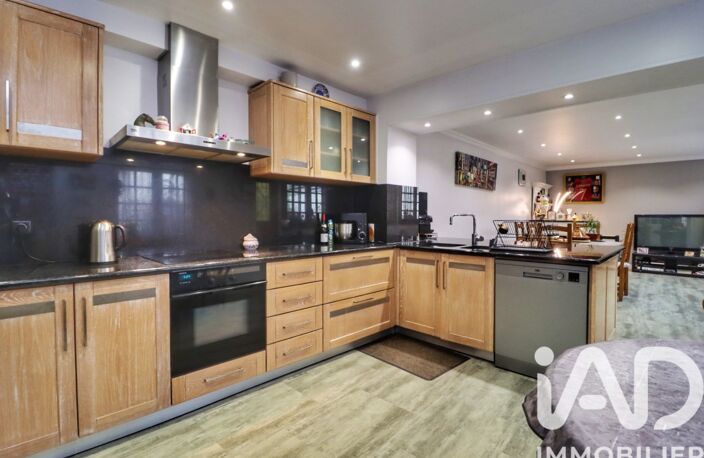 Vente Maison/villa 12 pièces — photo 3