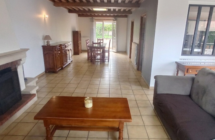 Vente Maison/villa 8 pièces — photo 2