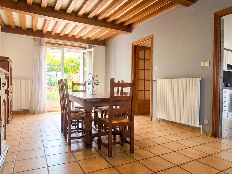 Vente Maison/villa 8 pièces — photo 1