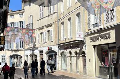 Commerce  159000 €