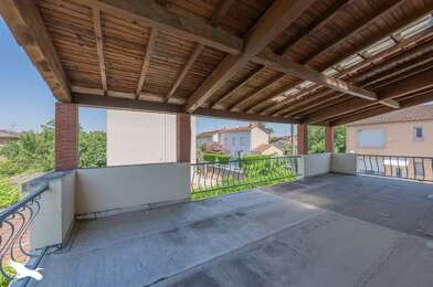 Maison 4 pièces 270001 €