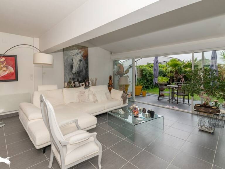 Contemporaine de 5 pièces principales — photo 1