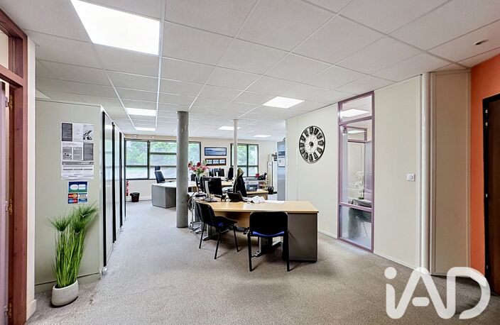 Vente Boutique/Local commercial 210 m&sup2; — photo 2
