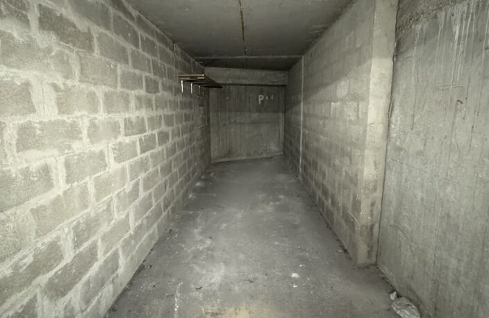 Vente Garage 14 m&sup2; — photo 2