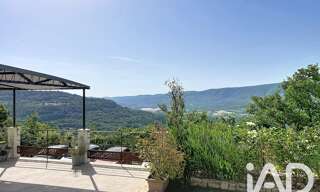 Maison 7 Pièces 198 m² à vendre à Saint-Martin-de-Castillon (84750)