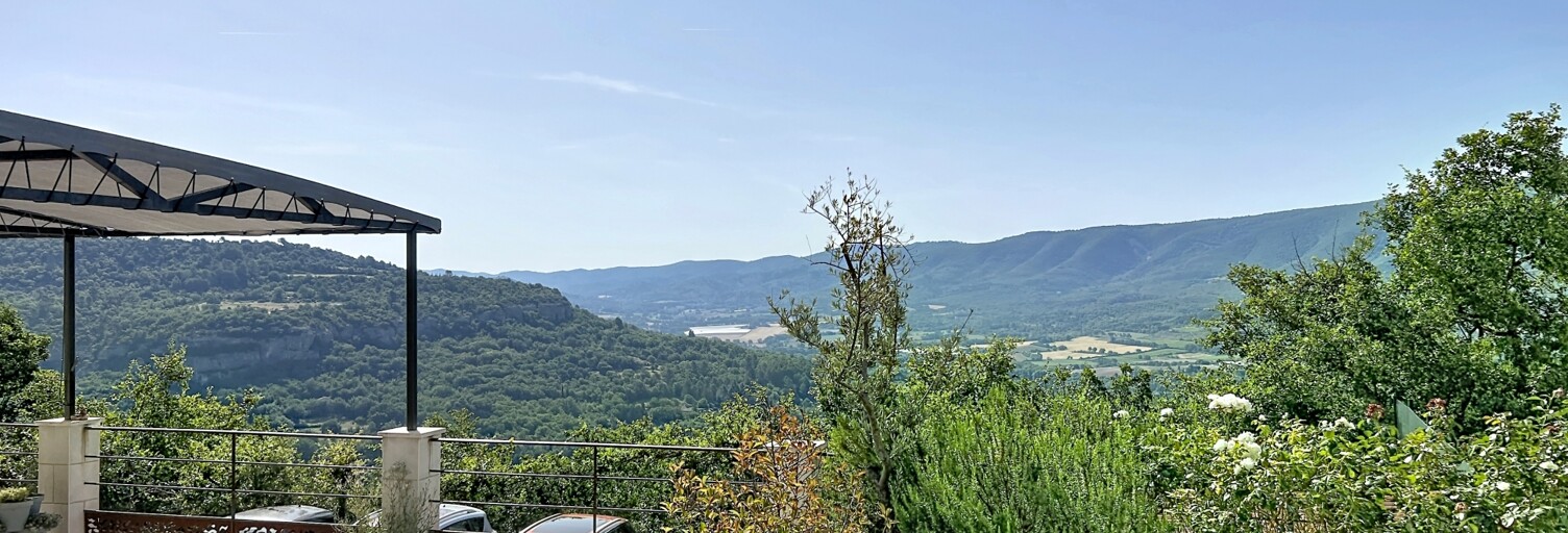 Maison 7 Pièces 198 m² à vendre à Saint-Martin-de-Castillon (84750)