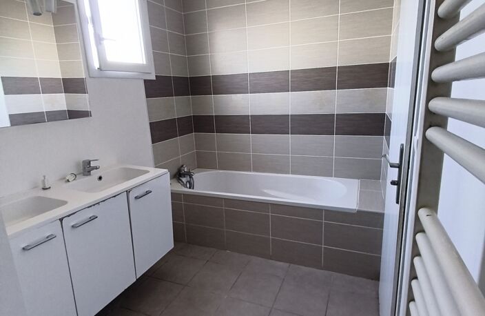 Vente Maison/villa 7 pièces — photo 4