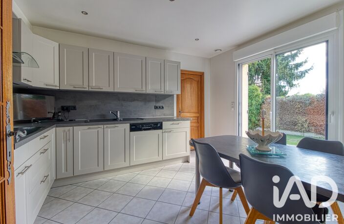 Vente Maison traditionnelle 7 pièces — photo 3