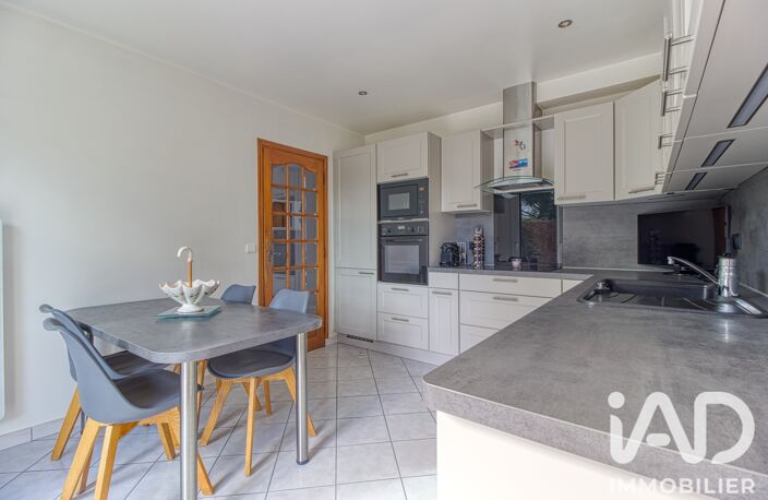 Vente Maison traditionnelle 7 pièces — photo 4