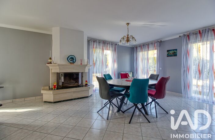 Vente Maison traditionnelle 7 pièces — photo 5