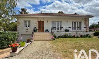 Maison 5 Pièces 119 m² à vendre à Puyréaux (16230)