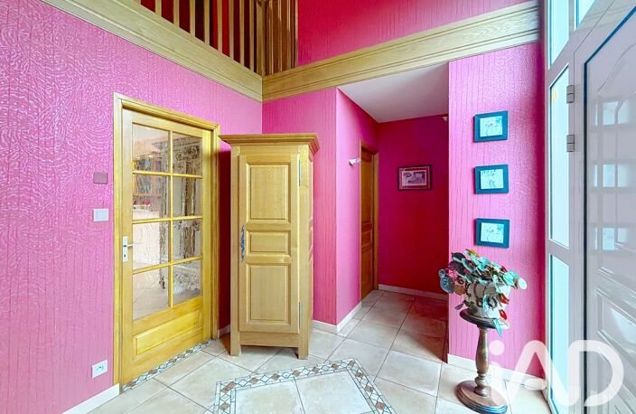 Vente Maison/villa 7 pièces — photo 2