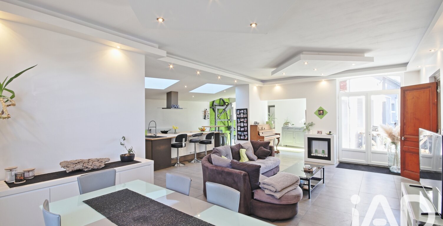 Vente Maison de campagne 10 pièces — photo 1