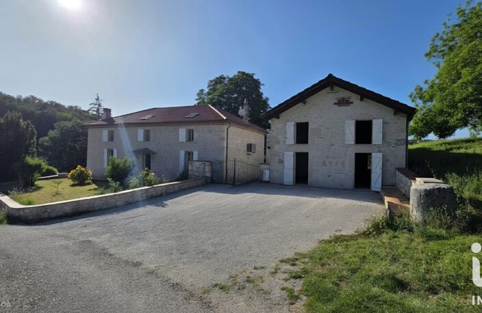 Vente Maison traditionnelle 9 pièces — photo 2