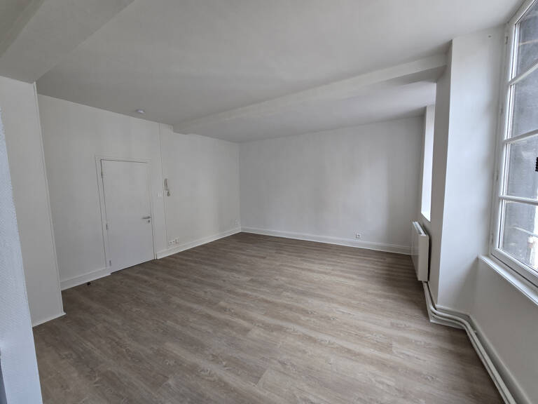 Studio - Quartier palais de justice — photo 1