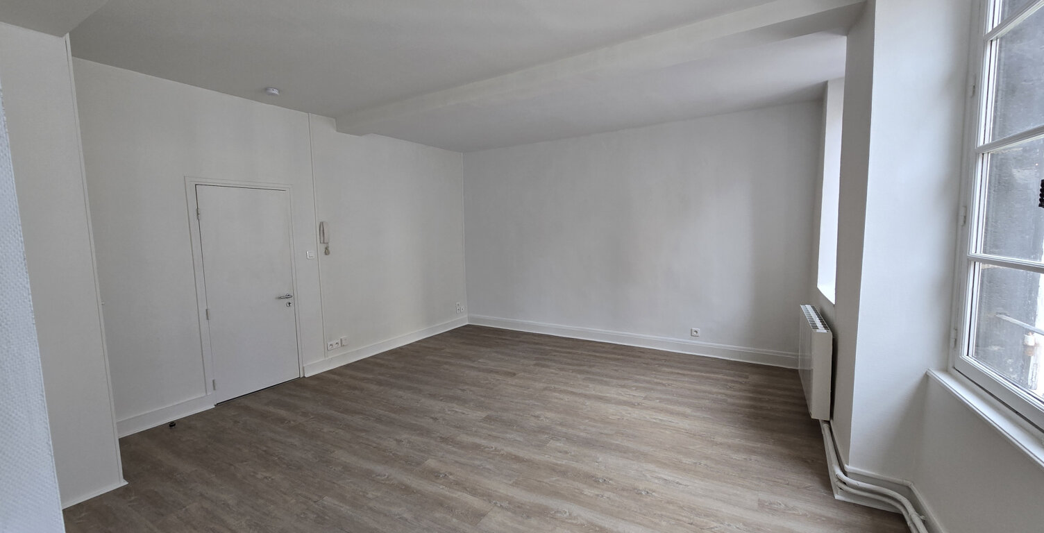 Studio - Quartier palais de justice — photo 1