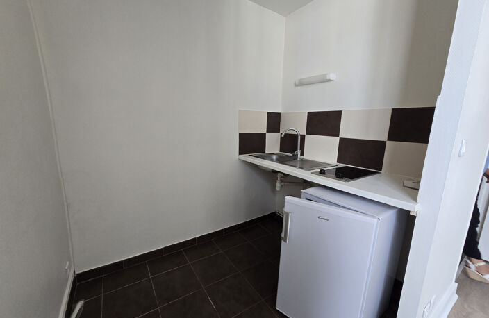 Studio - Quartier palais de justice — photo 2