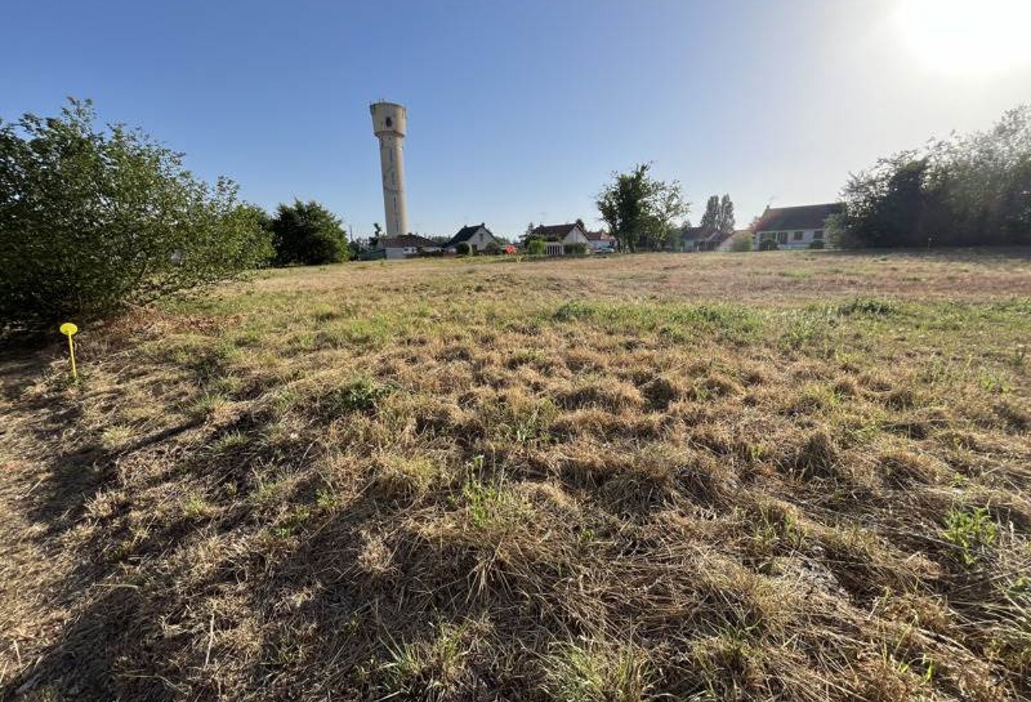 Terrain à bâtir de 0 pièces principales — photo 1