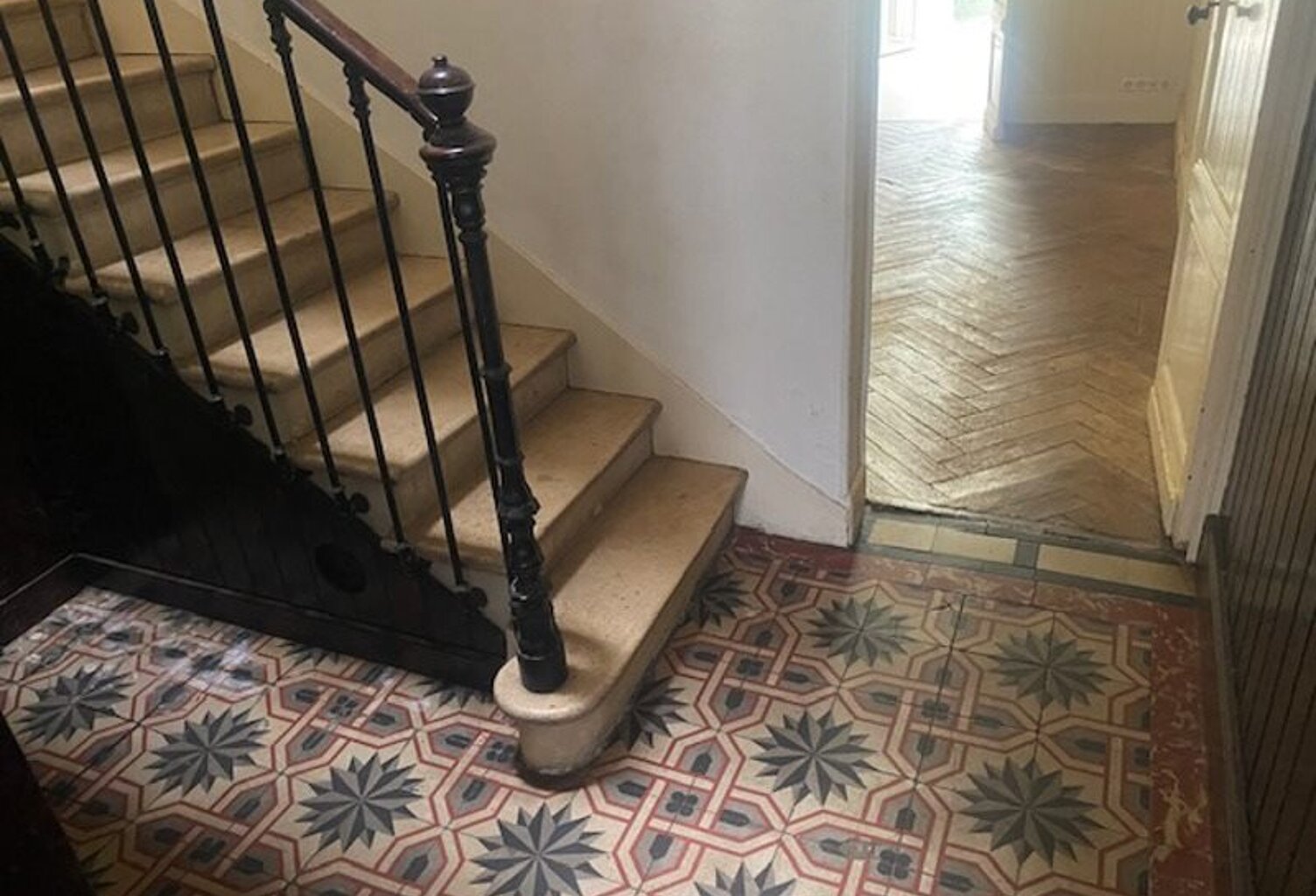 Maison en pierre de 6 pièces principales — photo 1