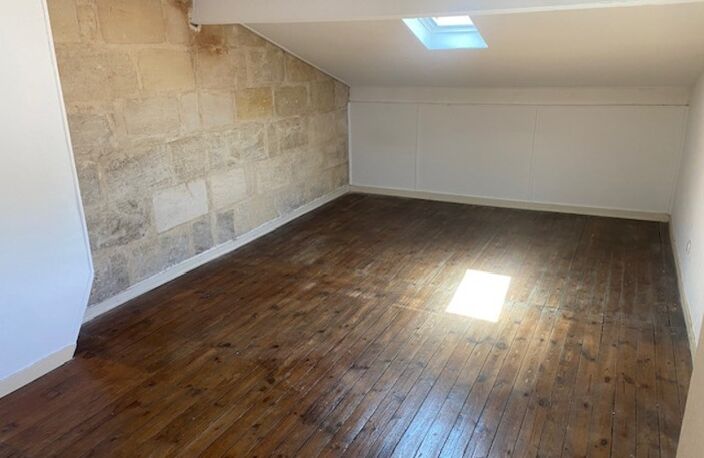 Maison en pierre de 6 pièces principales — photo 4