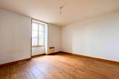 Immeuble  145800 €