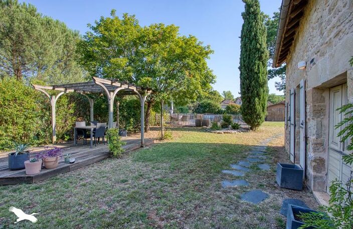 Maison en pierre de 5 pièces principales — photo 2