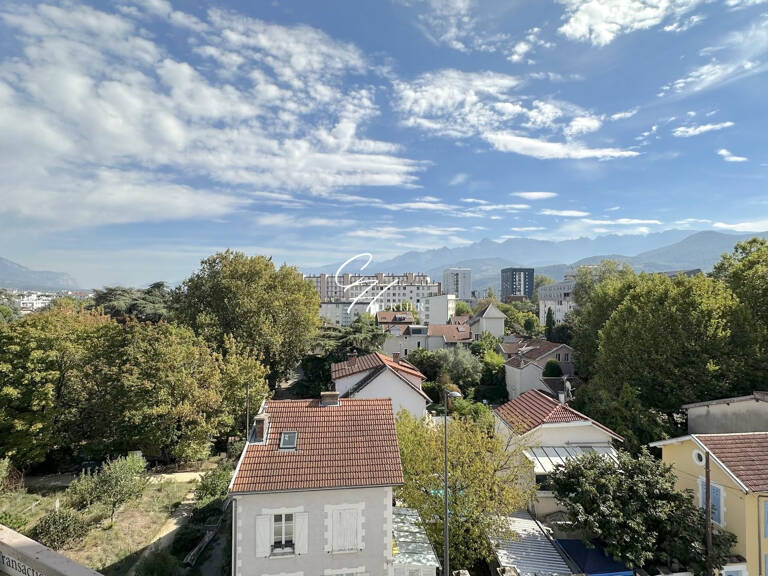 Grenoble - T3 de 64m² - Vue dégagée montagnes — photo 1