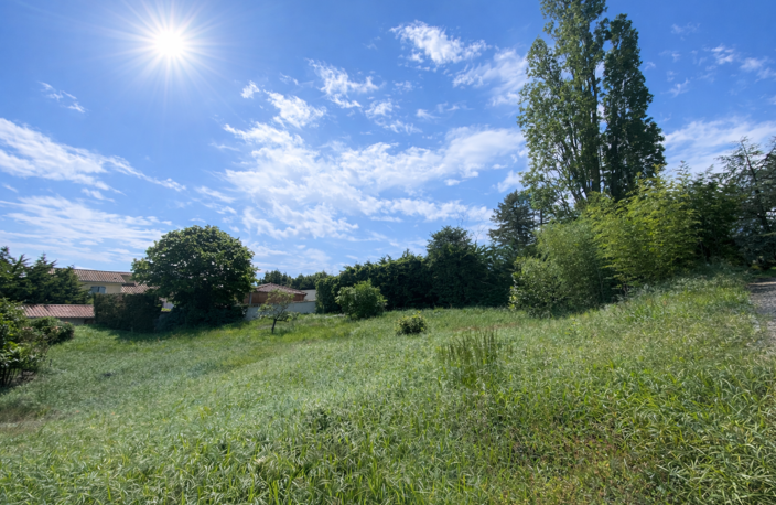 TERRAIN 200M2 POUR MAISON DE 75M2 LENTILLY — photo 2