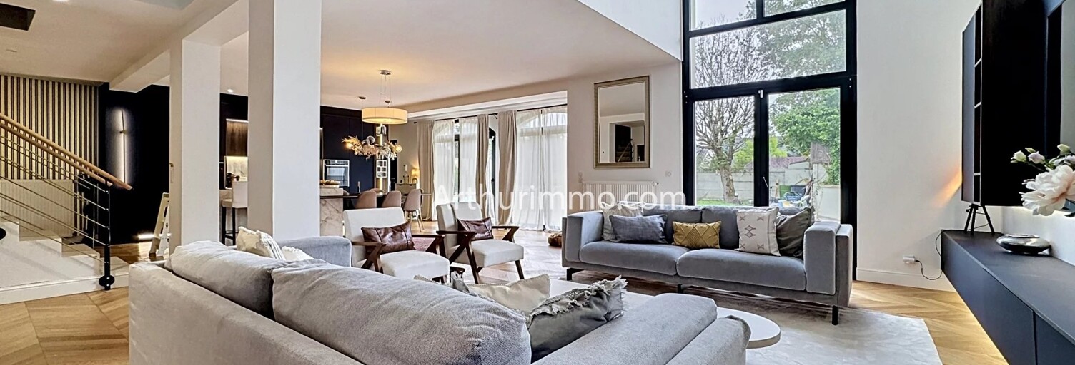 Maison 8 Pièces 226 m² à vendre à Yerres (91330)