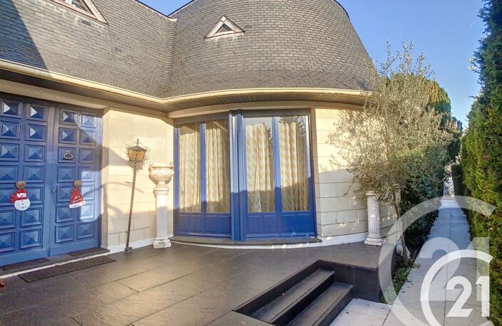 Vente maison 7 pièces 237 m² Thiais (94320) — photo 2