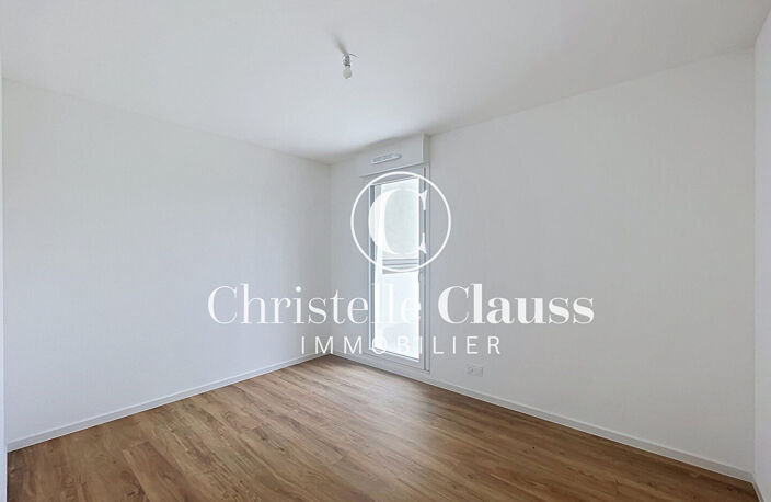 T4 en attique avec vue panoramique 86 m2 — photo 3