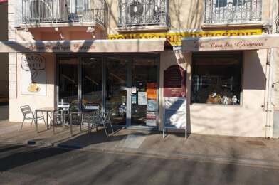 Commerce  224700 €