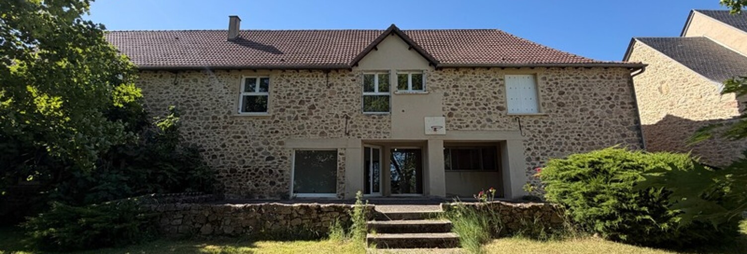 Maison 11 Pièces 260 m² à vendre à Lanuéjouls (12350)