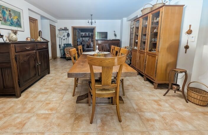 Propriété de caractère, piscine et dépendances — photo 4