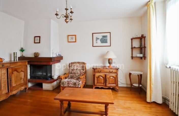 Maison de Villlage de  91,5 m² - 5 pièces - 3 Chambres - Garage - Dépendances - Jardin 300 m² -  ORADOUR SAINT GENEST (87) — photo 3